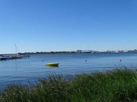 Wunschschäner Ausblick vom Hafen Altefähr auf die Rügenbrücke